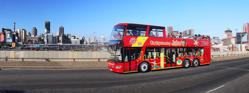 Big Bus: Dubai Hop-on Hop-off Bus Tour + Desert Safari & Dune Bashing 